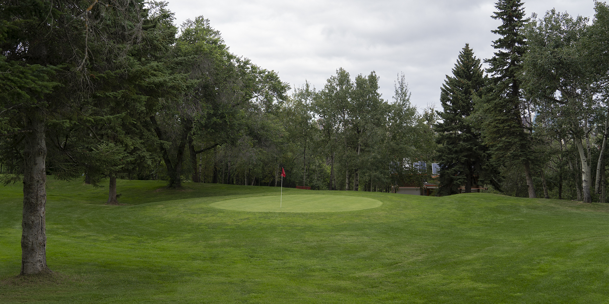 Par 3 Edmonton | Par 3 Golf Course Located in YEG River Valley Area